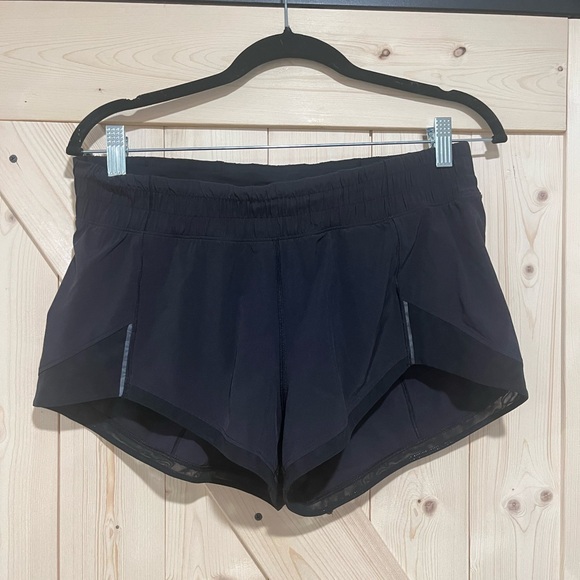 Like New Lululemon Hotty Hot Lined Shorts in Black, Size 10. - Picture 7 of 12